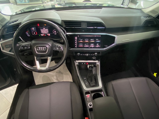 Audi Q3 35 TDI S Tronic Business Advanced